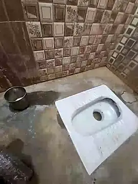 Shoni   online show from March 2025 08:46:02 PM