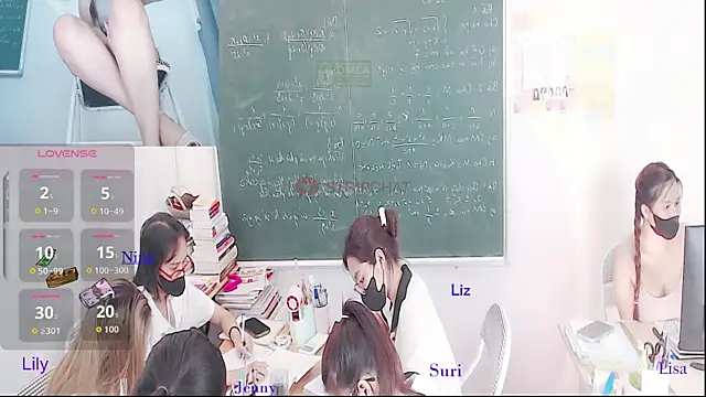Snapshot of _Math_ chatting on April 2026 05:22:01 AM Math online show from April 2026 05:22:01 AM