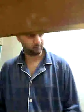 Snapshot of Fucklover011 chatting on October 2025 01:22:01 AM Fucklover011 online show from October 2025 01:22:01 AM