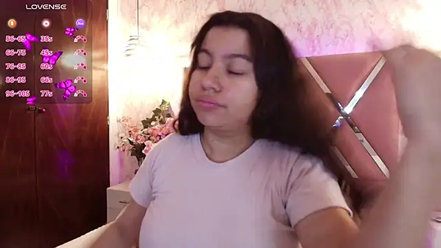 Snapshot of Miaa_Smiith1 chatting on February 2025 12:16:01 PM Miaa Smiith1 online show from February 2025 12:16:01 PM