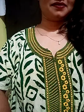 Snapshot of Jaanu_Jaanvi chatting on October 2025 08:10:01 PM Jaanu Jaanvi online show from October 2025 08:10:01 PM