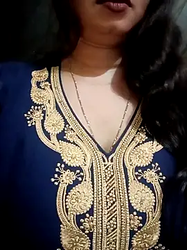 Snapshot of Jaanu_Jaanvi chatting on November 2025 07:45:01 PM Jaanu Jaanvi online show from November 2025 07:45:01 PM