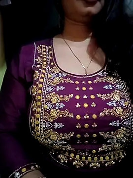 Snapshot of Jaanu_Jaanvi chatting on November 2025 07:02:02 PM Jaanu Jaanvi online show from November 2025 07:02:02 PM