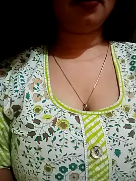 Snapshot of Jaanu_Jaanvi chatting on November 2025 08:18:01 PM Jaanu Jaanvi online show from November 2025 08:18:01 PM