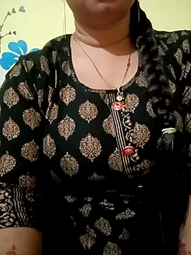 Snapshot of Jaanu_Jaanvi chatting on November 2025 07:57:01 PM Jaanu Jaanvi online show from November 2025 07:57:01 PM