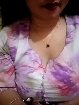 Snapshot of Jaanu_Jaanvi chatting on December 2025 08:13:01 PM Jaanu Jaanvi online show from December 2025 08:13:01 PM