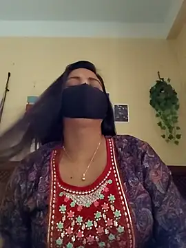 Snapshot of SimaRoy- chatting on December 2025 07:48:02 AM SimaRoy- online show from December 2025 07:48:02 AM