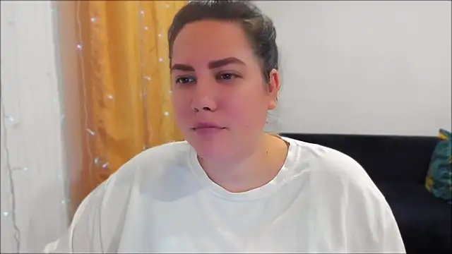 Snapshot of _madalexa_ chatting on June 2026 09:03:01 PM madalexa online show from June 2026 09:03:01 PM
