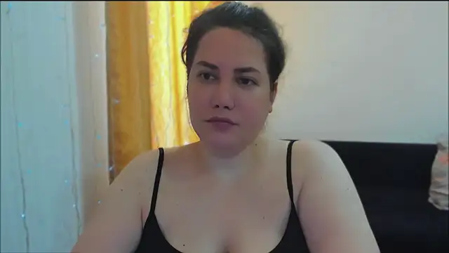 Snapshot of _madalexa_ chatting on July 2026 01:45:02 PM madalexa online show from July 2026 01:45:02 PM