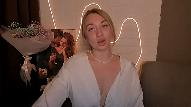 DanielaWisse online show from December 2024 08:44:02 PM