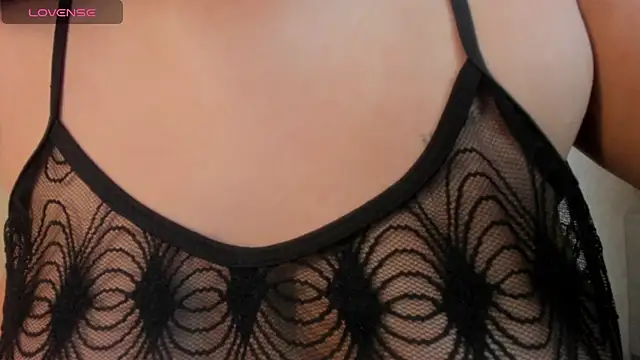 LARSONMIA online show from January 2025 12:24:01 PM