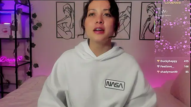 Snapshot of Megan_Rodrigo chatting on February 2025 10:25:01 PM Megan Rodrigo online show from February 2025 10:25:01 PM