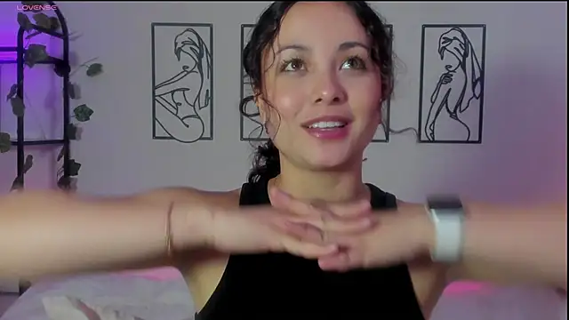 Snapshot of Megan_Rodrigo chatting on February 2025 07:16:01 PM Megan Rodrigo online show from February 2025 07:16:01 PM