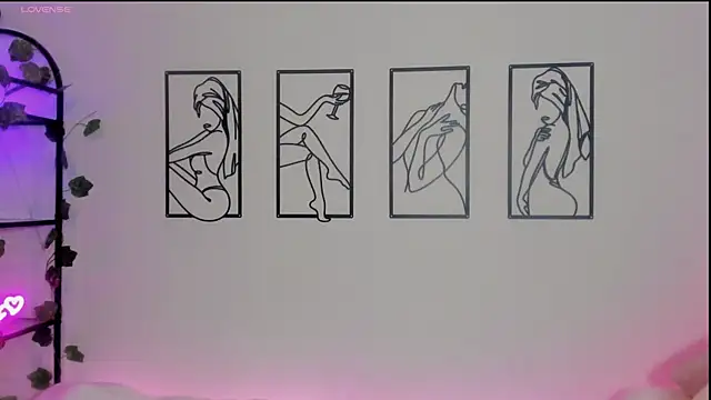 Snapshot of Megan_Rodrigo chatting on March 2025 08:53:01 PM Megan Rodrigo online show from March 2025 08:53:01 PM