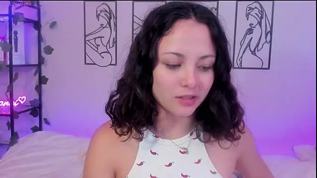 Snapshot of Megan_Rodrigo chatting on March 2025 07:38:01 PM Megan Rodrigo online show from March 2025 07:38:01 PM