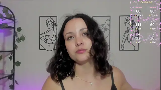 Snapshot of Megan_Rodrigo chatting on March 2025 10:09:02 PM Megan Rodrigo online show from March 2025 10:09:02 PM