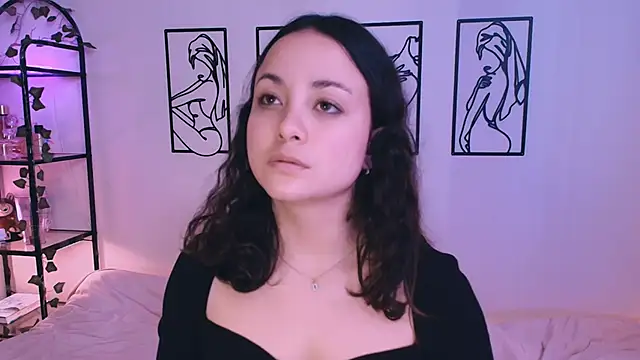 Snapshot of Megan_Rodrigo chatting on October 2025 07:14:01 PM Megan Rodrigo online show from October 2025 07:14:01 PM