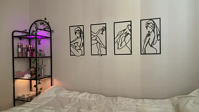 Snapshot of Megan_Rodrigo chatting on November 2025 07:24:01 PM Megan Rodrigo online show from November 2025 07:24:01 PM