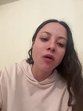 Megan Rodrigo online show from April 2026 12:32:02 PM