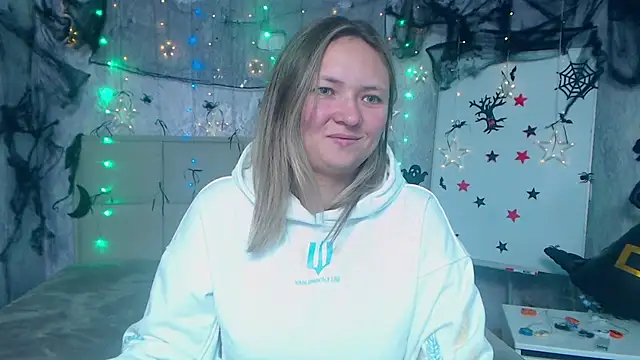 SallyVerda online show from October 2025 05:46:01 PM