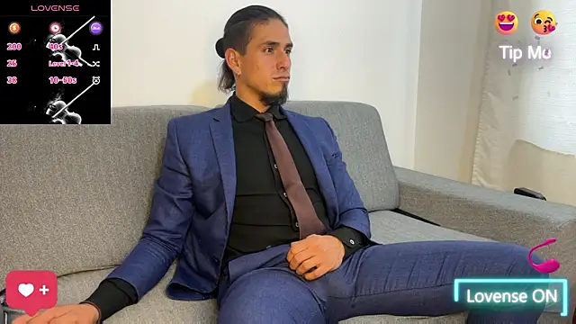 Tom blunt96 online show from December 2025 05:53:01 PM