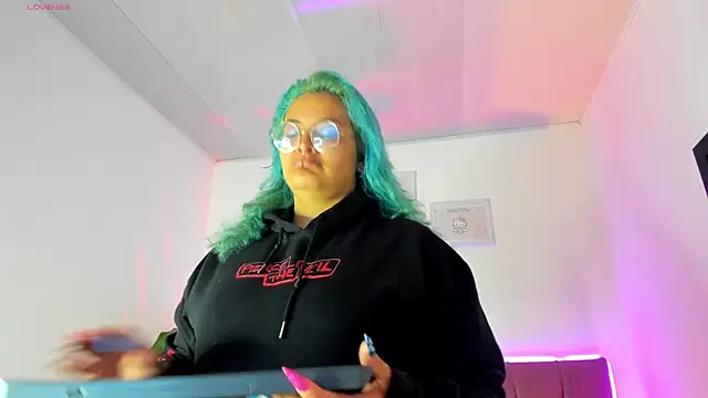 lucky-leah online show from March 2025 03:32:01 AM