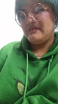 lucky-leah online show from February 2026 06:26:01 AM