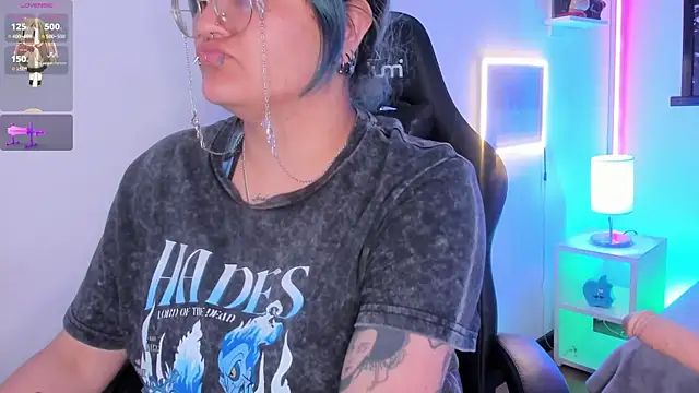 lucky-leah online show from March 2026 04:05:02 AM