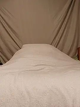 Snapshot of niesmialy39oon chatting on November 2025 05:42:01 AM niesmialy39oon online show from November 2025 05:42:01 AM