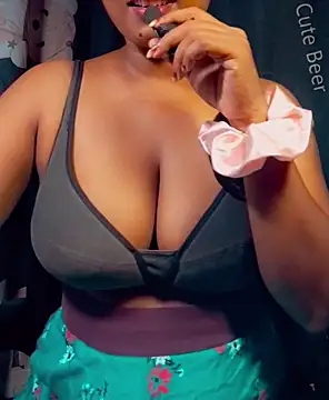 SLteena online show from March 2026 04:21:02 PM