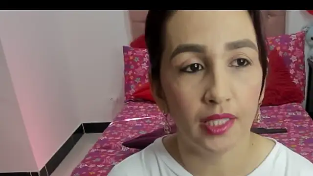 Karoline Moore online show from February 2025 09:20:02 PM