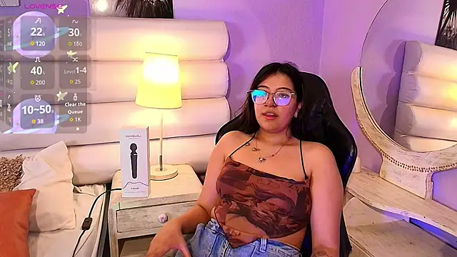 Snapshot of milan_sweet chatting on June 2026 09:09:01 PM milan sweet online show from June 2026 09:09:01 PM
