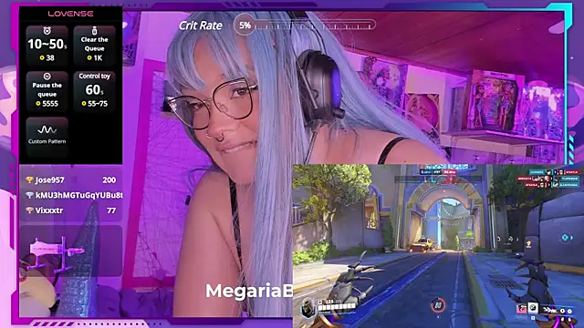 Snapshot of MegariaB chatting on January 2025 07:14:01 AM MegariaB online show from January 2025 07:14:01 AM