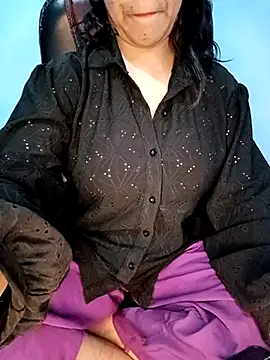 Snapshot of Dayna-36 chatting on March 2025 10:19:02 PM Dayna-36 online show from March 2025 10:19:02 PM