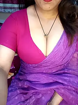 Snapshot of Dayna-36 chatting on November 2025 04:29:01 PM Dayna-36 online show from November 2025 04:29:01 PM