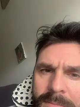 Snapshot of TB1977DK chatting on January 2026 12:21:01 PM TB1977DK online show from January 2026 12:21:01 PM