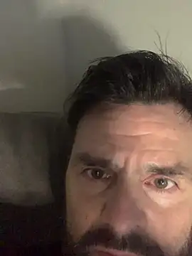 Snapshot of TB1977DK chatting on February 2026 08:46:02 PM TB1977DK online show from February 2026 08:46:02 PM