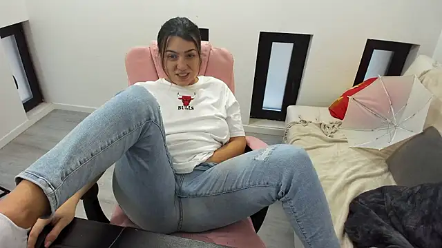 Dyana Kaylinn online show from February 2026 05:50:01 AM