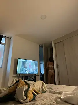 Snapshot of Susi_bell chatting on February 2025 09:38:02 PM Susi bell online show from February 2025 09:38:02 PM