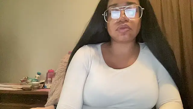 MommyConfident online show from January 2026 08:56:01 PM