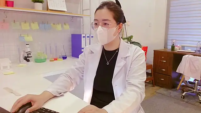 Snapshot of Alisa_Hotfeeling chatting on February 2025 02:25:01 AM Alisa Hotfeeling online show from February 2025 02:25:01 AM