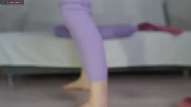 Fecvht45 online show from April 2026 07:45:01 AM