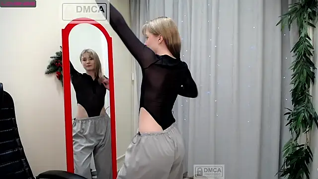 Snapshot of Tweet88 chatting on February 2025 03:39:01 PM Tweet88 online show from February 2025 03:39:01 PM