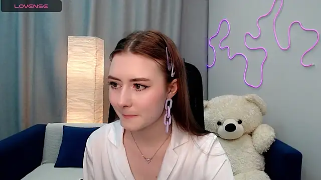 Snapshot of Tweet88 chatting on March 2025 11:32:01 AM Tweet88 online show from March 2025 11:32:01 AM