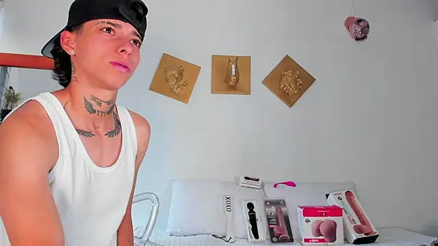 AmberAdams  online show from February 2026 04:35:01 PM