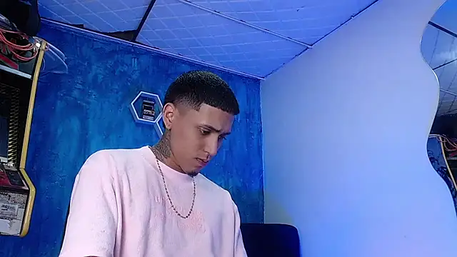 Liam lee online show from January 2025 03:57:02 PM