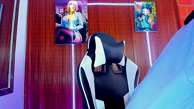 Liam lee online show from February 2026 02:13:02 PM