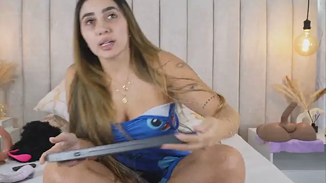 Annyy Rosse online show from November 2025 09:04:01 PM