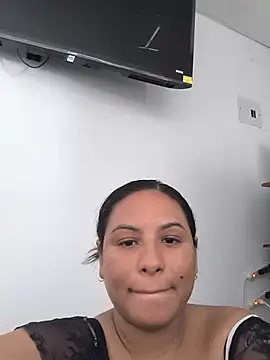 Snapshot of Francesca_ferrari chatting on June 2026 05:41:01 PM Francesca ferrari online show from June 2026 05:41:01 PM