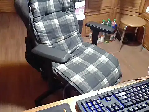 pinnklinkk online show from November 2025 11:54:01 PM